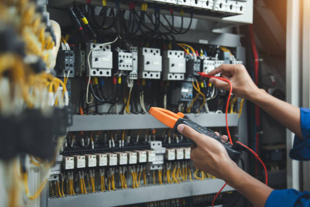 Best Circuit Breaker Repair  in Laredo, TX